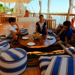 Screenshot_20210803-175943_Video Player